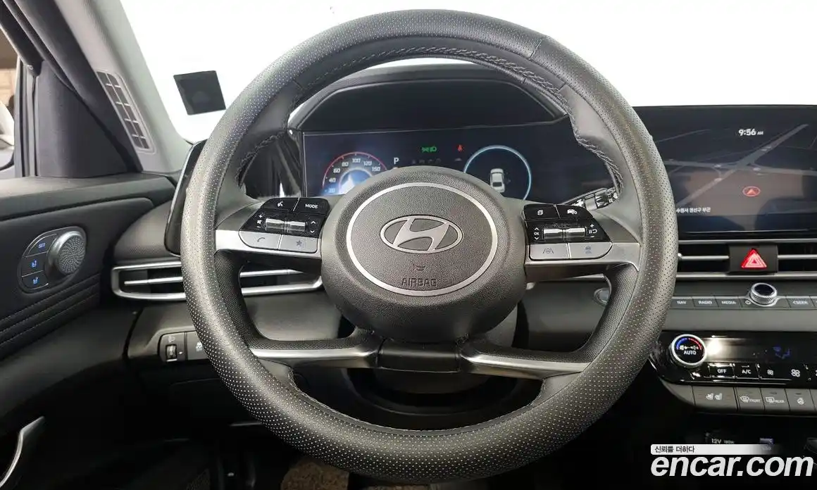 Hyundai Avante 2023 1.6 гидро в Москве № 1904049, фото 13
