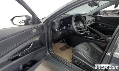 Hyundai Avante 2023 1.6 гидро в Москве № 1904049, миниатюра 10