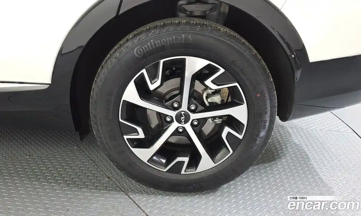 Kia Sportage 2024 1.6 гидро в Москве № 1904338, фото 7