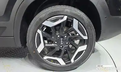 Kia Seltos 2023 1.6 гидро в Москве № 1904691, миниатюра 7