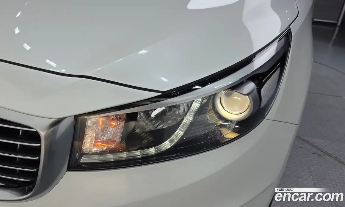 Kia Canival 2017 3.3 гидро в Москве № 1904706, фото 8