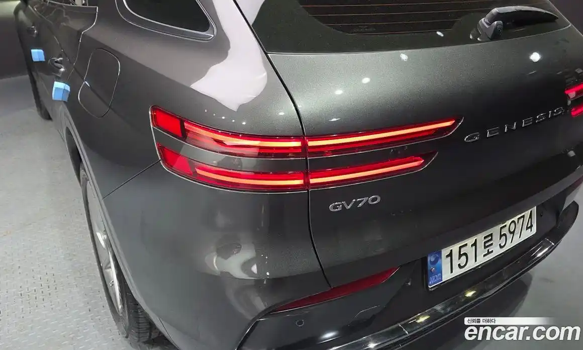 Genesis GV70 2025 2.5 гидро в Москве № 1905228, фото 9