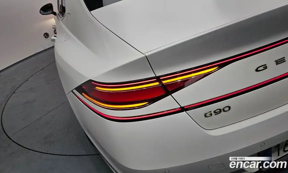 Genesis G90 2023 3.5 гидро в Москве № 1905478, фото 9