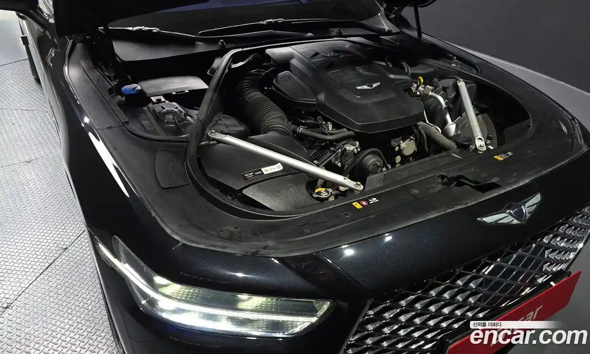 Genesis G90 2018 3.8 гидро в Москве № 1905713, фото 6