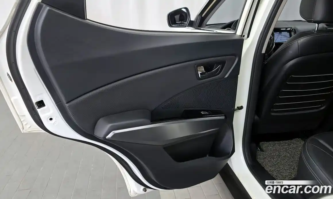 SsangYong TIBOLI 2019 1.6 гидро в Москве № 1906234, фото 15
