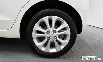 Chevrolet Spark 2022 1.0 гидро в Москве № 1907064, миниатюра 7