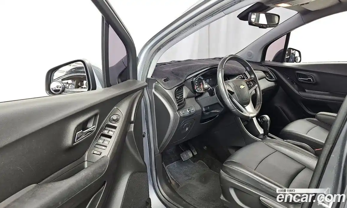 Chevrolet Trax 2019 1.6 гидро в Москве № 1907333, фото 13