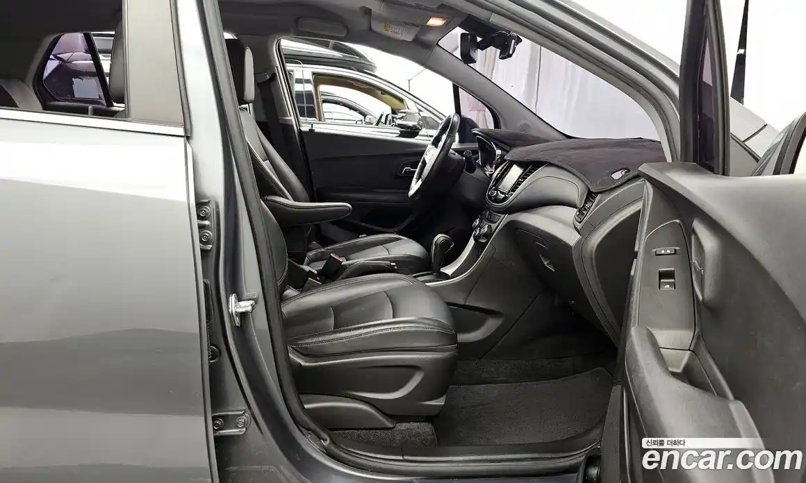 Chevrolet Trax 2019 1.6 гидро в Москве № 1907333, фото 17