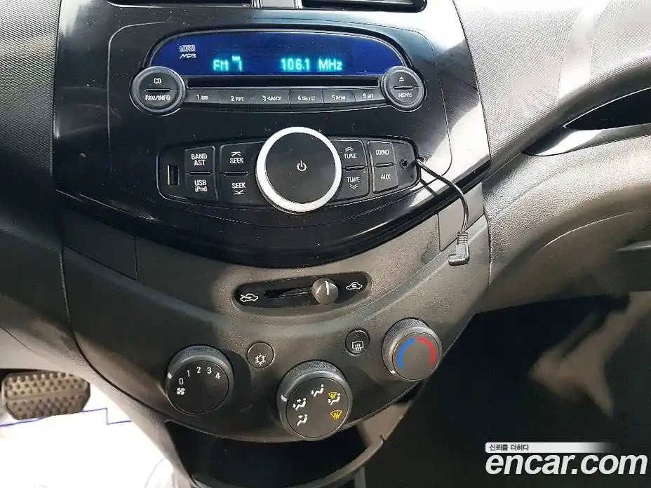Chevrolet Spark 2012 1.0 гидро в Москве № 1907475, фото 13