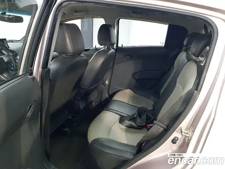 Chevrolet Spark 2012 1.0 гидро в Москве № 1907475, фото 9