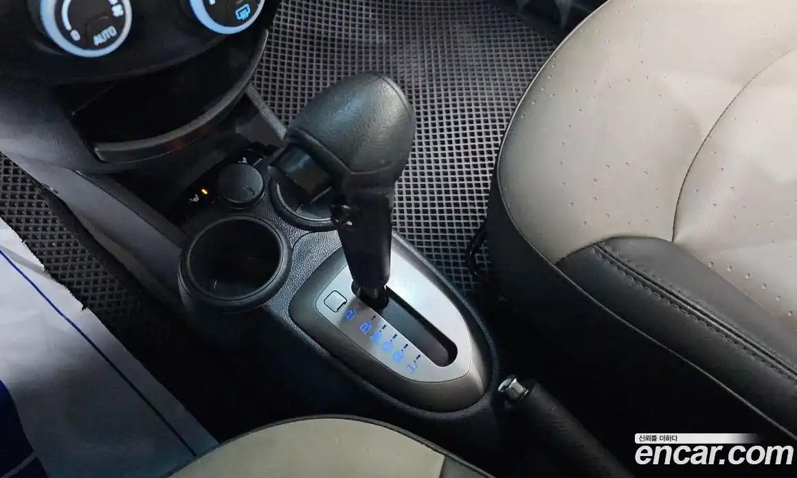 Chevrolet Spark 2011 1.0 гидро в Москве № 1907574, фото 12