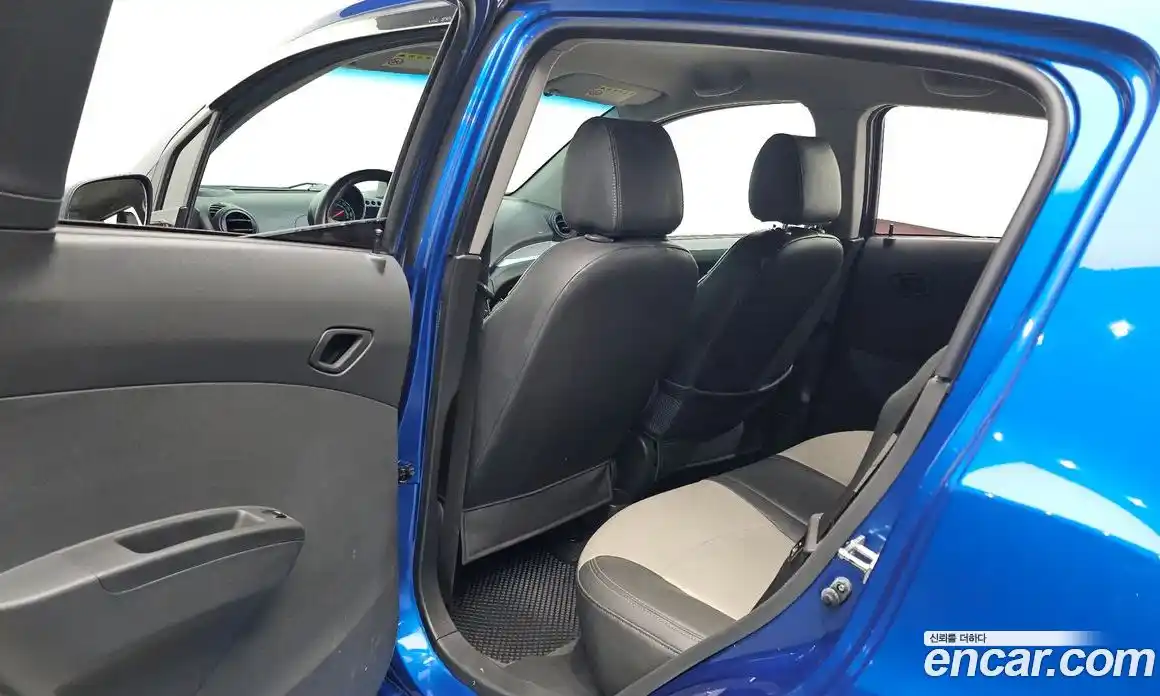 Chevrolet Spark 2011 1.0 гидро в Москве № 1907574, фото 17