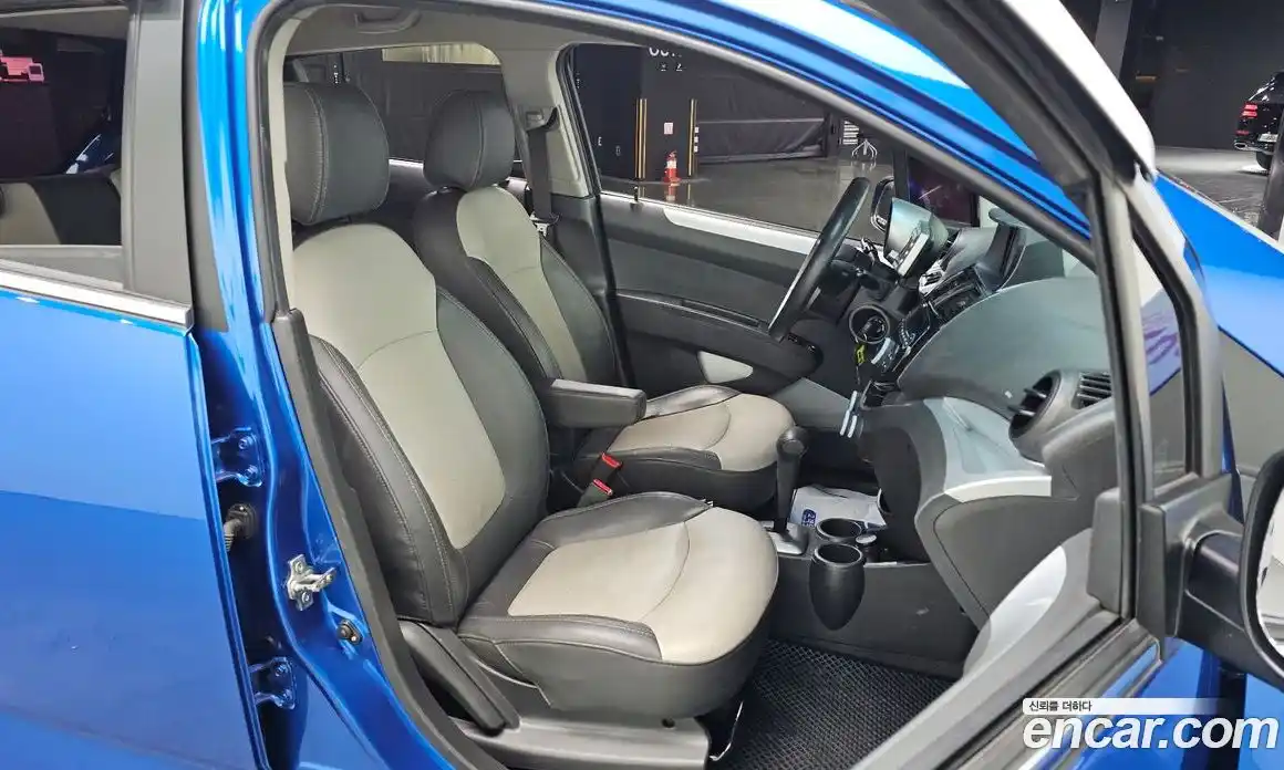 Chevrolet Spark 2011 1.0 гидро в Москве № 1907574, фото 18