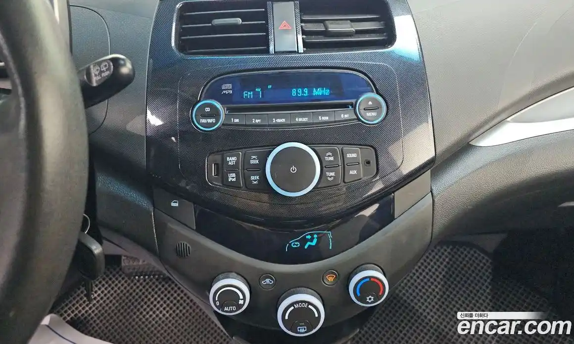 Chevrolet Spark 2011 1.0 гидро в Москве № 1907574, фото 23
