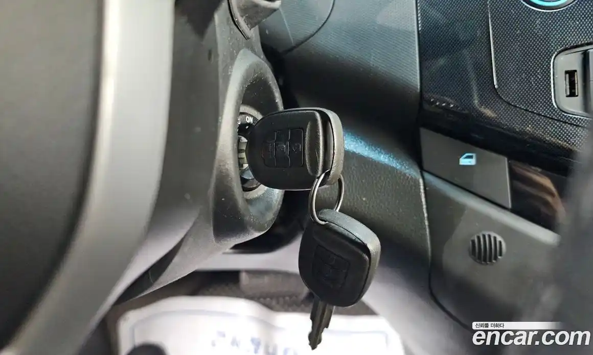 Chevrolet Spark 2011 1.0 гидро в Москве № 1907574, фото 27