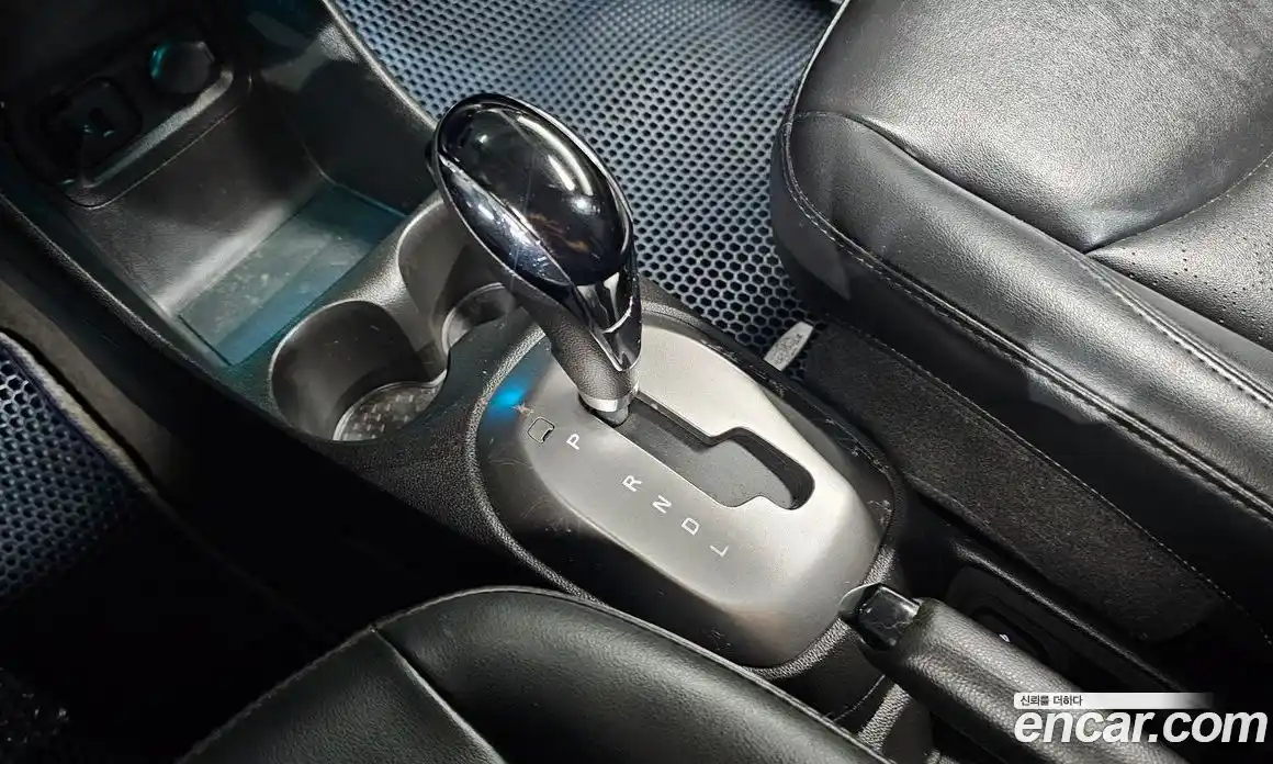 Chevrolet Spark 2016 1.0 гидро в Москве, фото 12