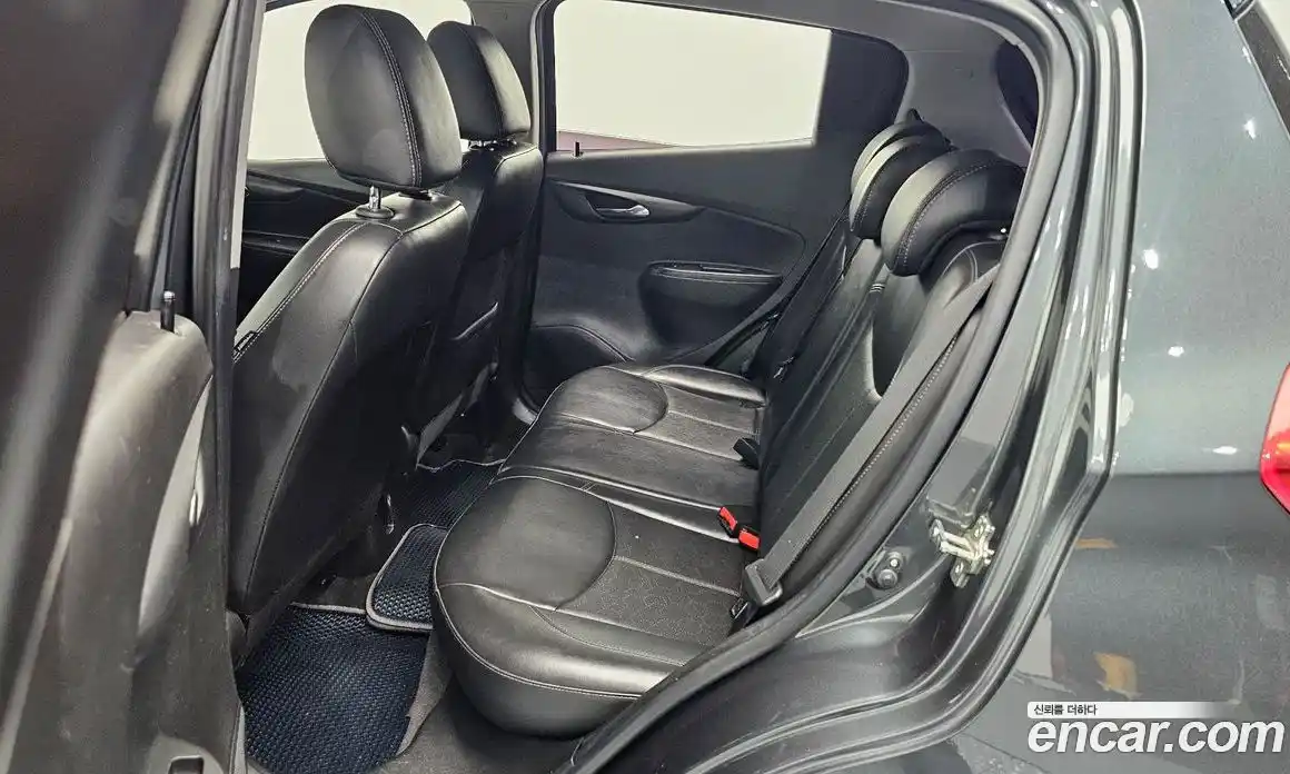 Chevrolet Spark 2016 1.0 гидро в Москве, фото 17