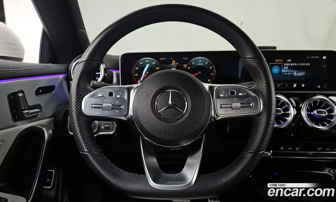 Mercedes-Benz CLA-Class 2020 2.0 гидро в Москве № 1907660, фото 19