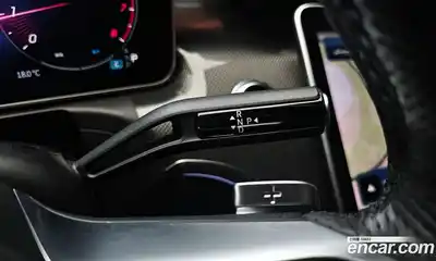 Mercedes-Benz C-Class 2023 2.0 гидро в Москве № 1907699, миниатюра 12