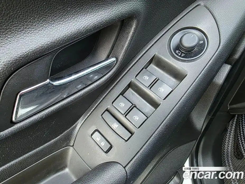 Chevrolet Trax 2014 1.4 гидро в Москве № 1908056, фото 14