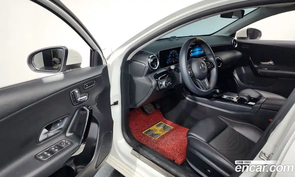 Mercedes-Benz A-Class 2019 2.0 гидро в Москве № 1908299, фото 12