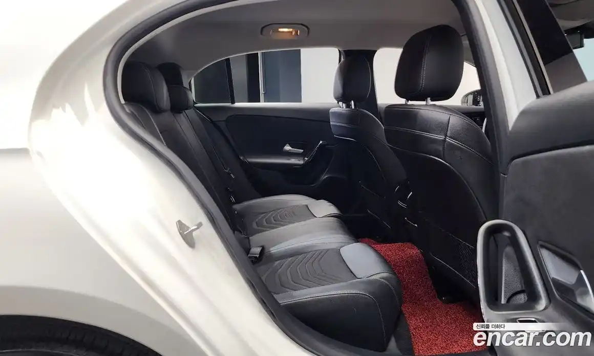 Mercedes-Benz A-Class 2019 2.0 гидро в Москве № 1908299, фото 16