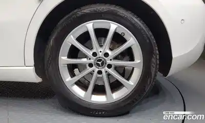 Mercedes-Benz A-Class 2019 2.0 гидро в Москве № 1908299, миниатюра 6