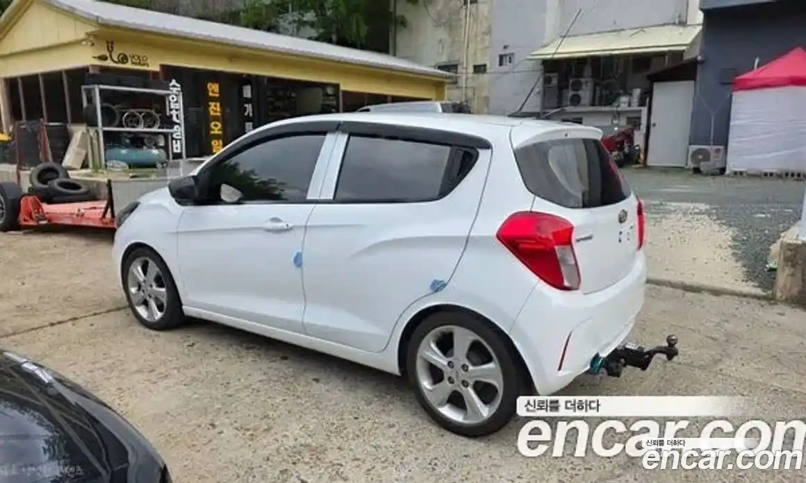 Chevrolet Spark 2018 1.0 механика в Москве, фото 4