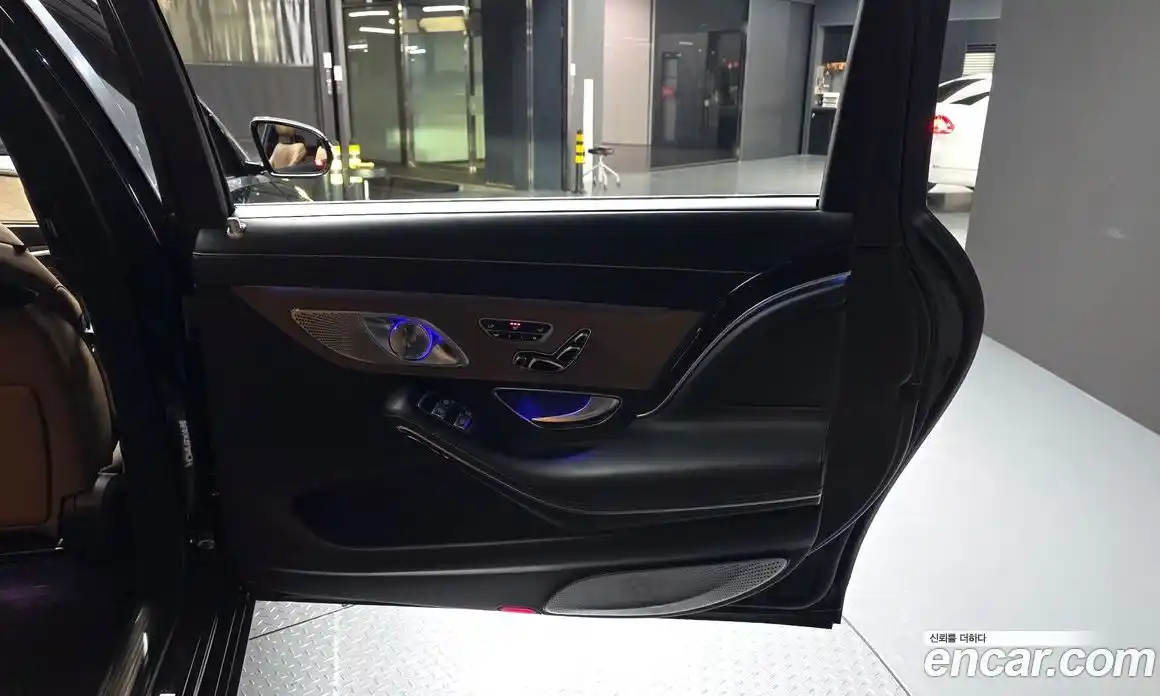 Mercedes-Benz S-Class 2019 6.0 гидро в Москве № 1910326, фото 15