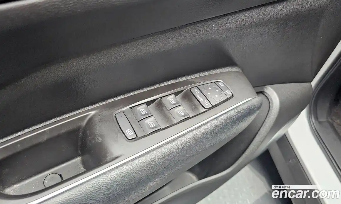 Renault QM6 2022 2.0 гидро в Москве № 1911487, фото 24