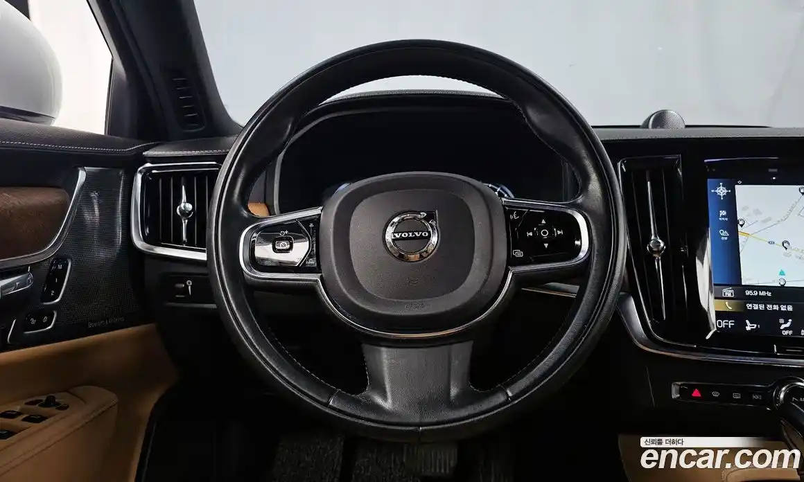 Volvo S90 2018 2.0 гидро в Москве № 1913323, фото 13