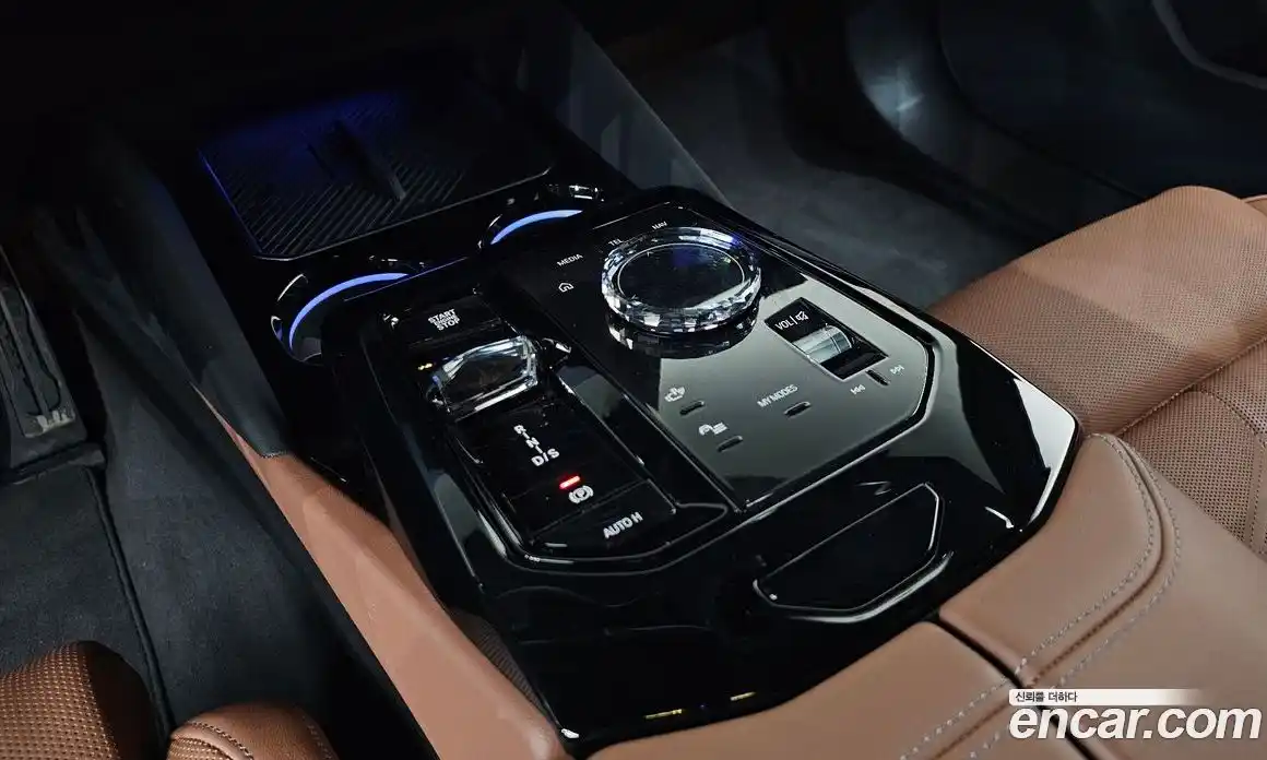 BMW 5-Series 2025 2.0 гидро в Москве № 1915858, фото 9