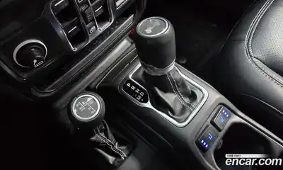 Jeep Wrangler 2022 2.0 гидро в Москве № 1918840, миниатюра 12