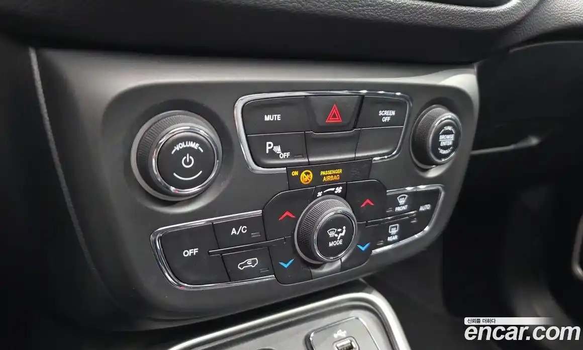 Jeep Compass 2018 2.4 гидро в Москве № 1918881, фото 31