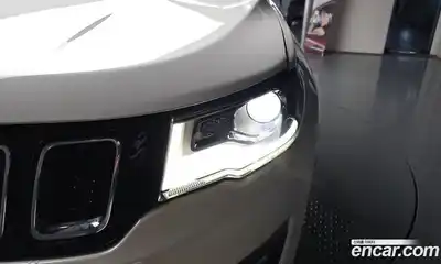 Jeep Compass 2018 2.4 гидро в Москве № 1918881, миниатюра 8