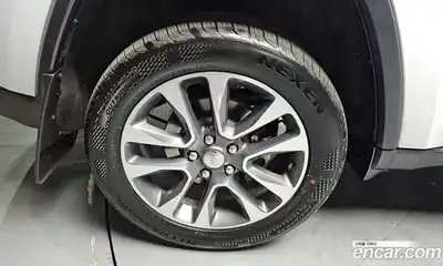 Jeep Cherokee 2017 3.6 гидро в Москве № 1919173, миниатюра 5