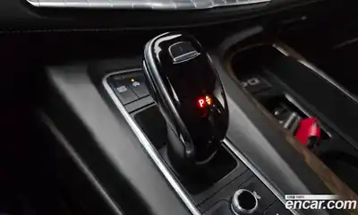 Cadillac Escalade 2021 6.2 гидро в Москве № 1921988, миниатюра 9
