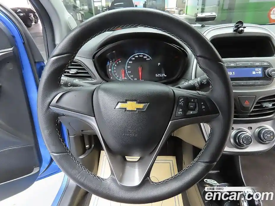 Chevrolet Spark 2015 1.0 гидро в Москве № 1246733, фото 11