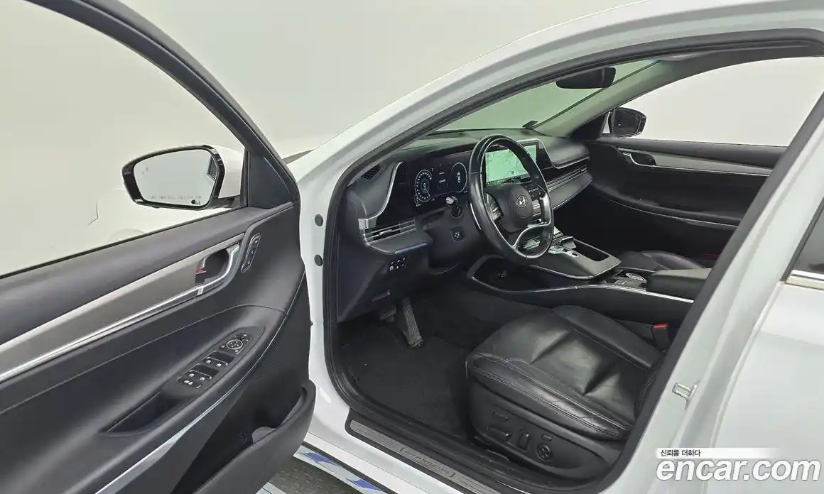 Hyundai Grandeur 2021 2.5 гидро в Москве № 1278000, фото 13