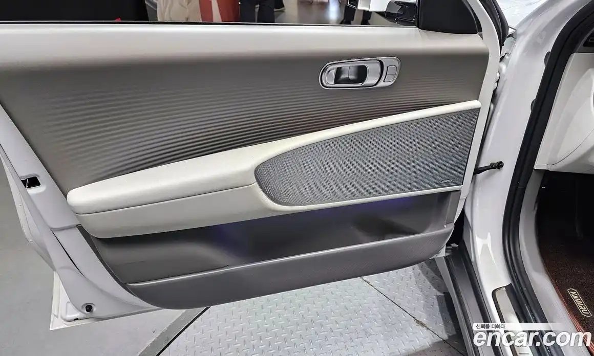 Hyundai Ioniq 6 2022 0.1 гидро в Москве, фото 14