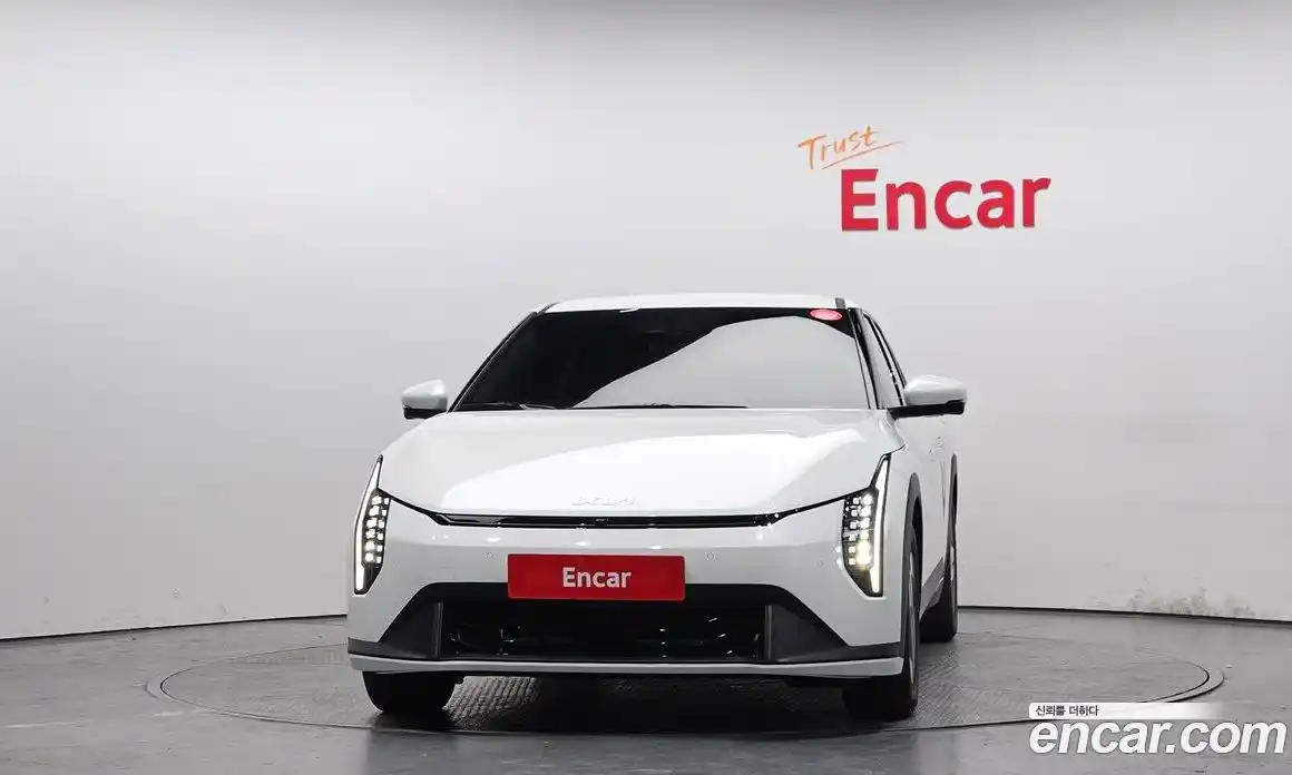 Kia EV4 2026 0.2 гидро в Москве № 1342400, фото 3
