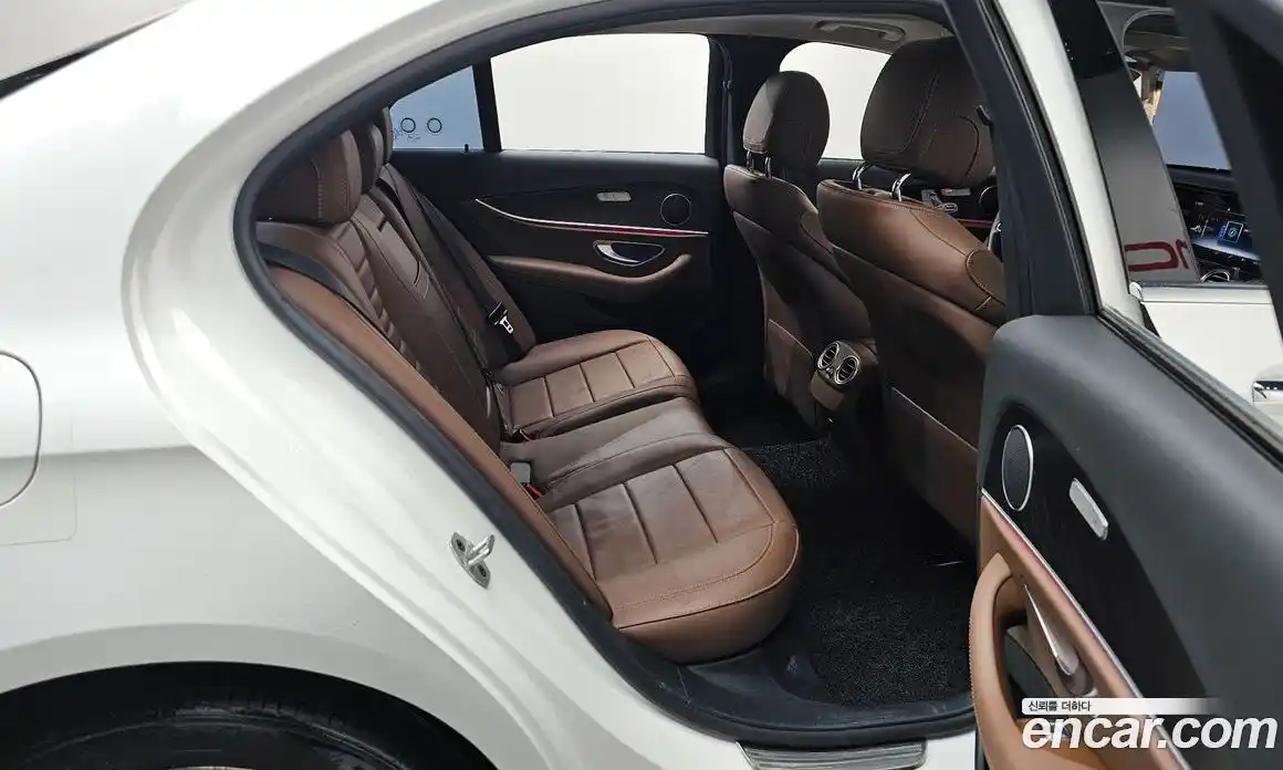 Mercedes-Benz E-Class 2020 1.9 гидро в Москве № 1472831, фото 16