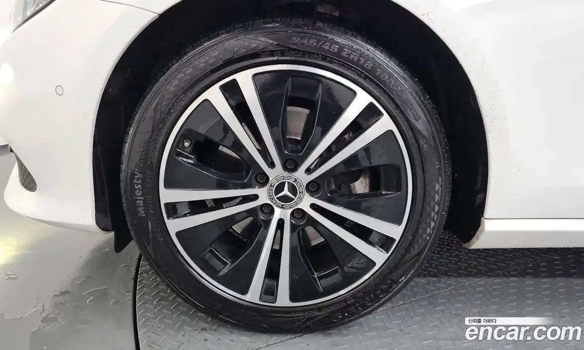 Mercedes-Benz E-Class 2020 1.9 гидро в Москве № 1472831, фото 5