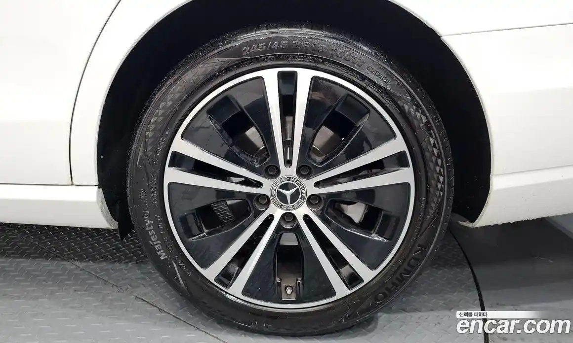 Mercedes-Benz E-Class 2020 1.9 гидро в Москве № 1472831, фото 7