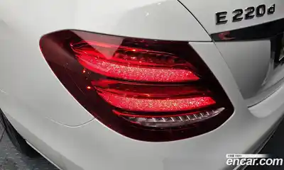 Mercedes-Benz E-Class 2020 1.9 гидро в Москве № 1472831, миниатюра 9