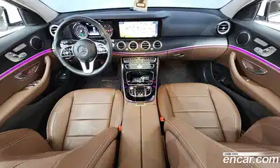 Mercedes-Benz E-Class 2020 1.9 гидро в Москве № 1472831, миниатюра 10