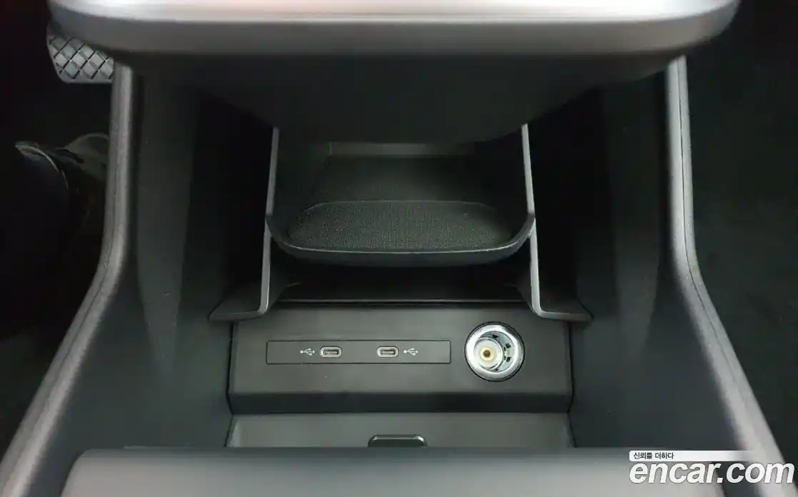 Audi Q4 e-tron 2025 гидро в Москве № 1473563, фото 16