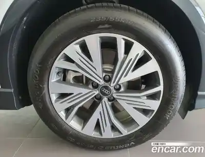 Audi Q4 e-tron 2025 гидро в Москве № 1473563, миниатюра 5
