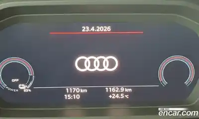Audi Q4 e-tron 2025 гидро в Москве № 1473563, миниатюра 8