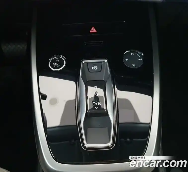 Audi Q4 e-tron 2025 гидро в Москве № 1473563, фото 9